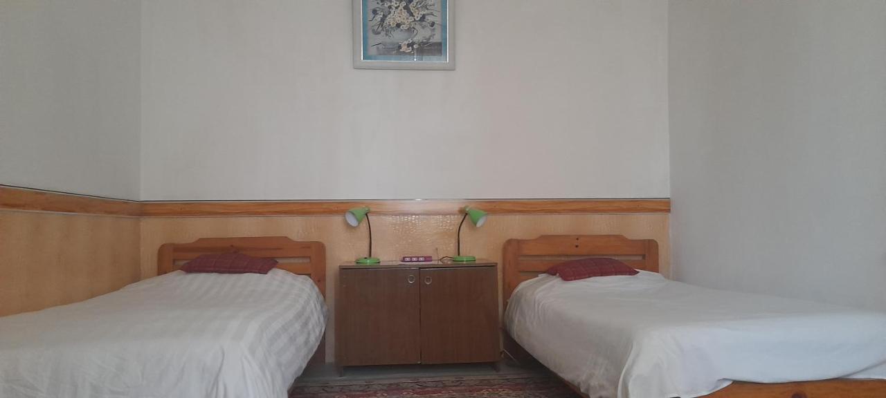 Gana'S Guest House And Tours Ulaanbaatar Esterno foto