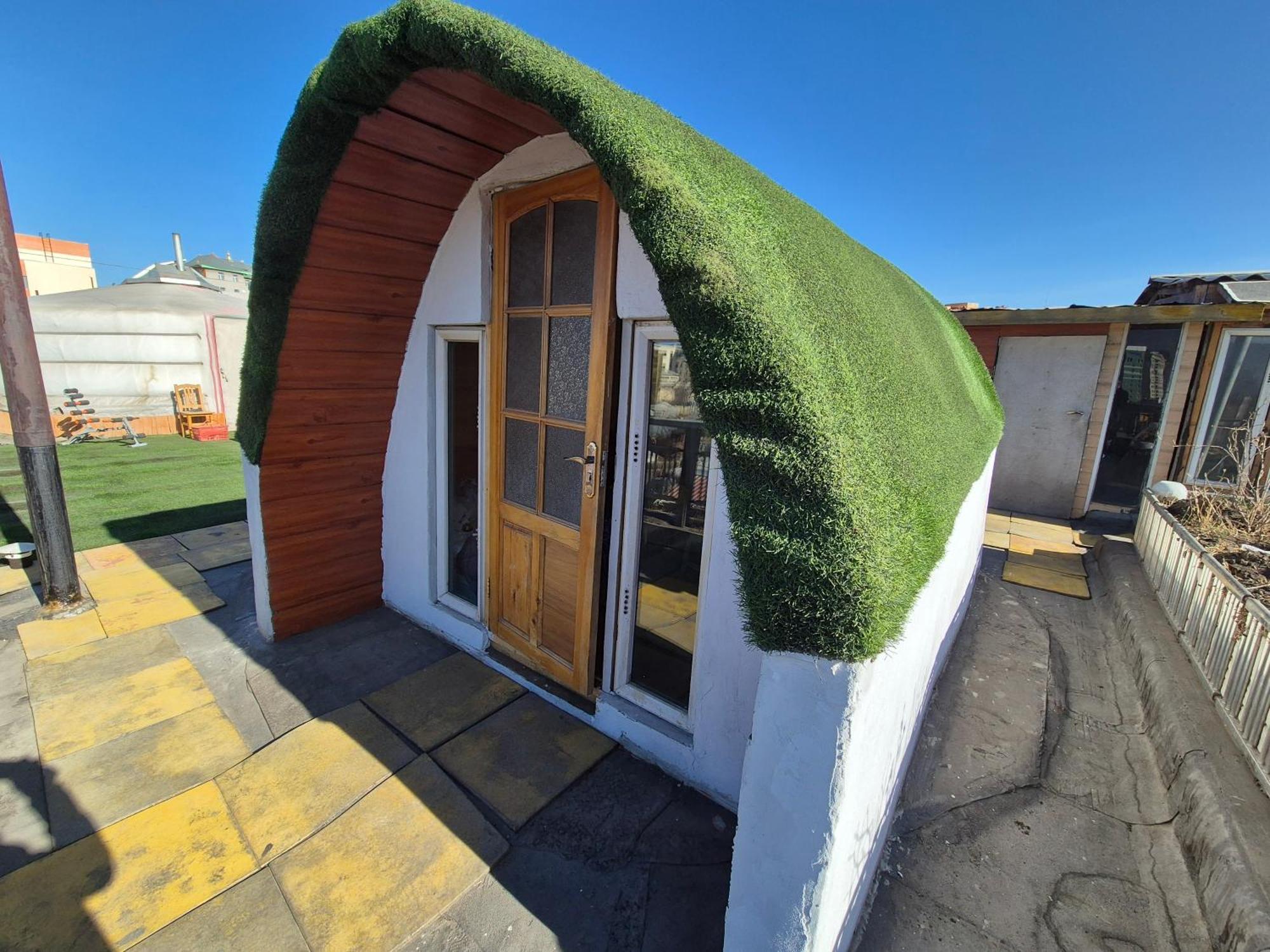 Gana'S Guest House And Tours Ulaanbaatar Esterno foto