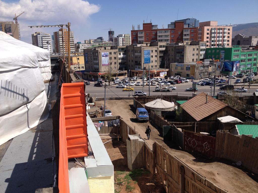 Gana'S Guest House And Tours Ulaanbaatar Esterno foto