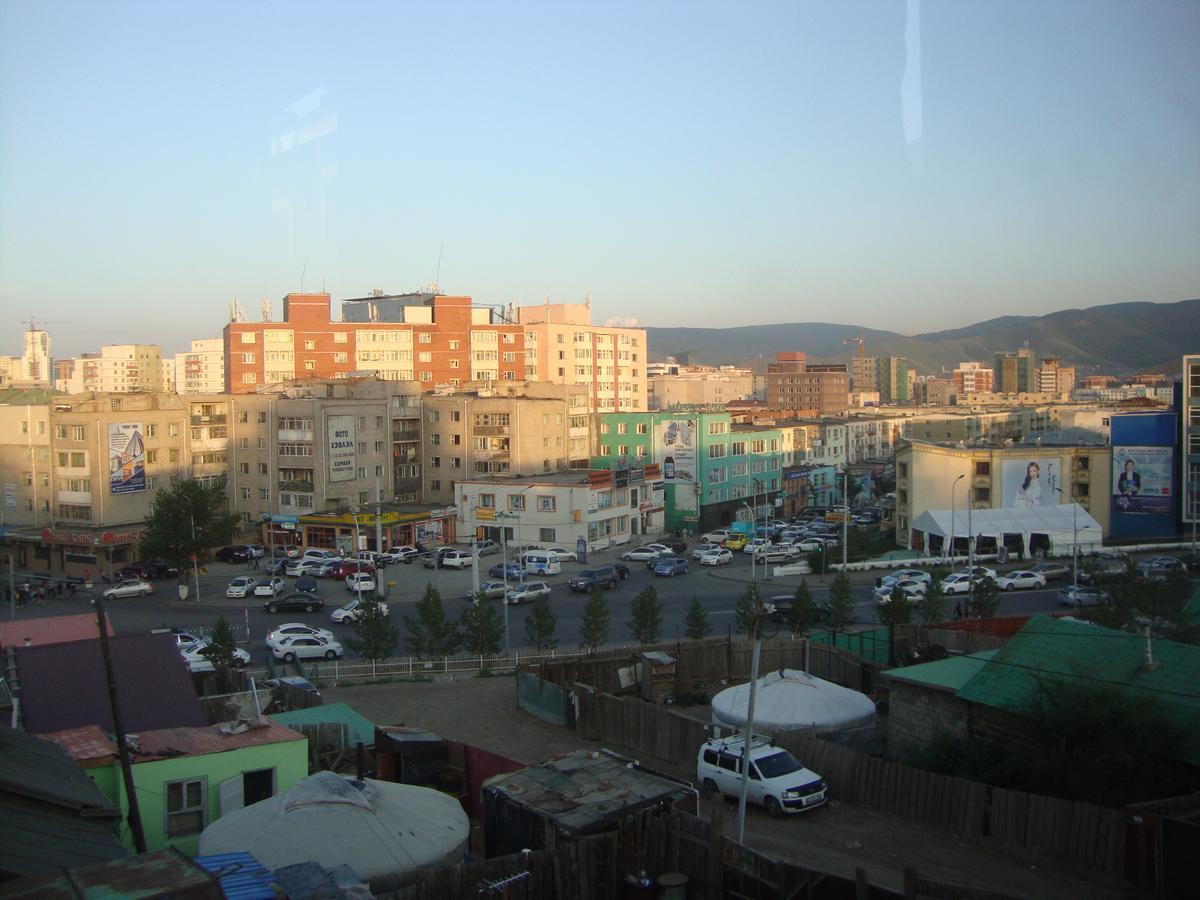 Gana'S Guest House And Tours Ulaanbaatar Esterno foto